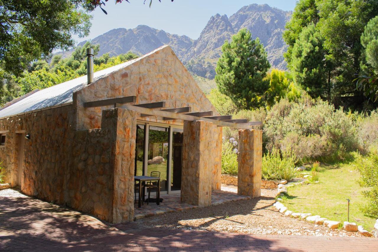Umami Mountain Retreat * Franschhoek