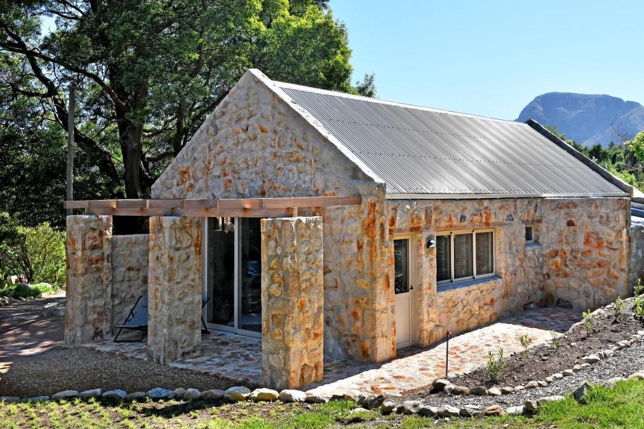 Umami Mountain Retreat * Franschhoek